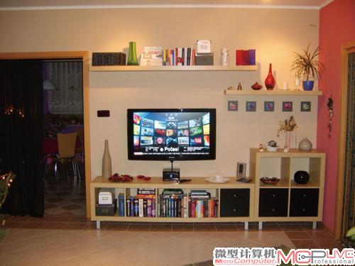 HTPC成为客厅新宠。在客厅拥有一个HTPC能够大大加强客厅的娱乐功能。